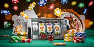 Myanmar ကစားသူ 666 app ငွေထုတ် Form KBZPay Wave Money ဖြည့်နေသည့် မြင်ကွင်း